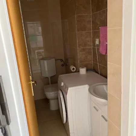 What A Difference A Makes... Apartman